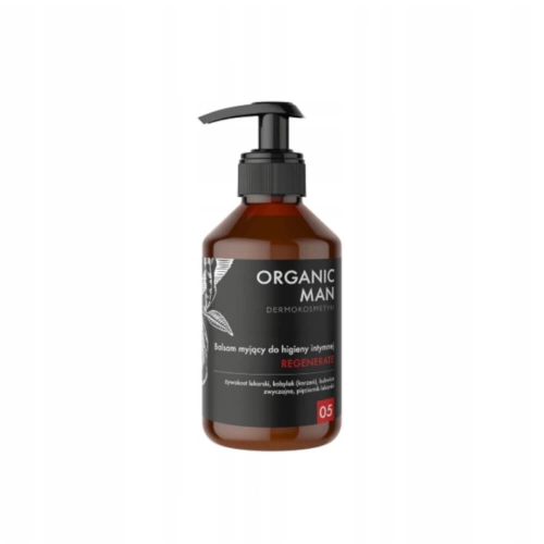 Balsam myjący do higieny intymnej w brązowej butelce z pompką. Etykieta z logo ORGANIC MAN oraz napisem REGENERATE. Widok frontalny, produkt ustawiony w pionie na białym tle.