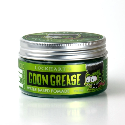 Wodna pomada Lockhart's Goon Grease 96g w metalowym słoiku. Zielona etykieta z napisem GOON GREASE i ilustracją postaci z charakterystyczną fryzurą i wyrazistymi oczami. Słoik na białym tle.