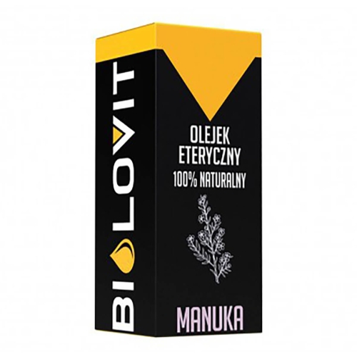 Czarny kartonowy pojemnik olejku eterycznego manuka z widocznym logo BIOLOVIT. Z przodu napis OLEJEK ETERYCZNY 100% NATURALNY oraz drobny detal graficzny przedstawiający gałązkę manuka. Pojemnik z góry w kolorze żółtym, w pozycji stojącej.