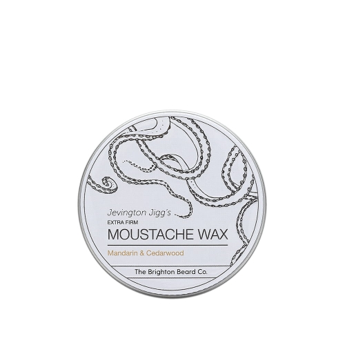 Wosk do wąsów Jevington Jigg's w metalowym opakowaniu z białą etykietą, czarno-złotymi detalami i wzorem ośmiornicy. Napis MOUSTACHE WAX oraz zapach mandarynki i drewna cedrowego. Produkt na białym tle.