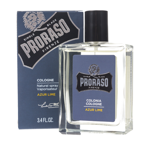 Szklana butelka perfum 3,4 fl oz z niebieską etykietą i logo Proraso, na białym tle. Zamknięta zakrętka. W tle szare pudełko z napisami 'AZUR LIME' i 'COLOGNE'.